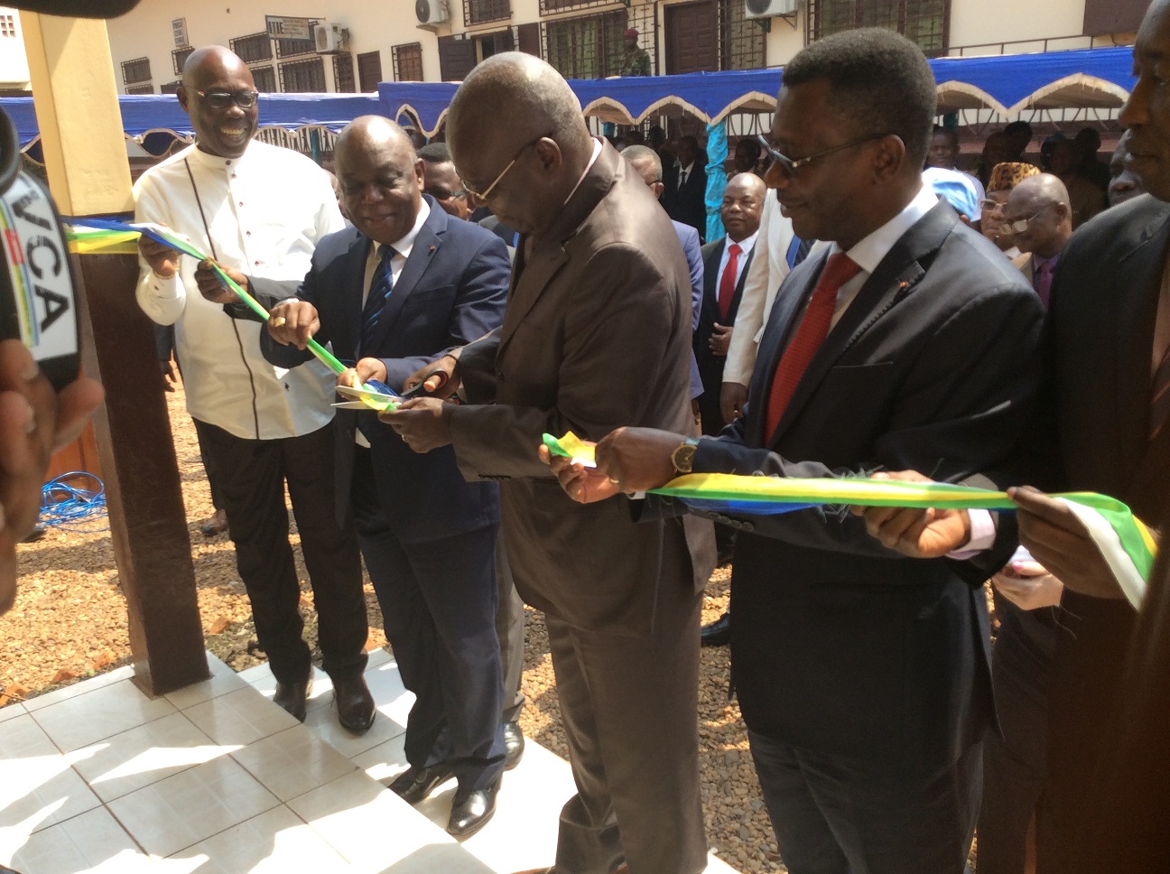 Remise officielle du Bâtiment de l'inspection centrale des Mines et du Pétrole